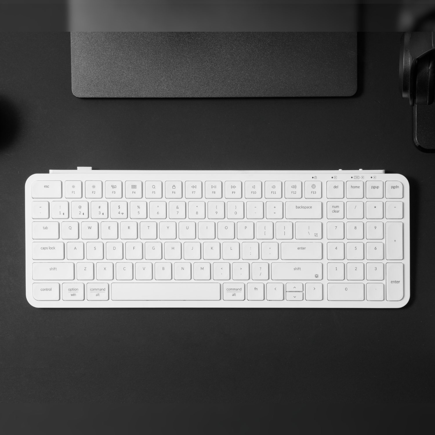 Keychron B2 Pro Ultra-Slim 96% Wireless Keyboard - Ivory White - Image 3