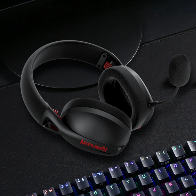 REDRAGON Over-Ear IRE BT5.2 Wireless Gaming Headset - Black - Image 3